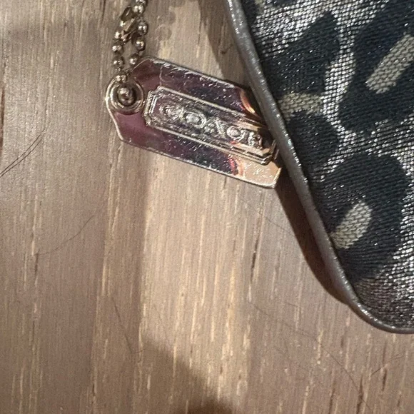 Coach Madison Ocelot Leopard Print Wristlet silver metallic & metal hangtag EUC - Picture 3 of 7